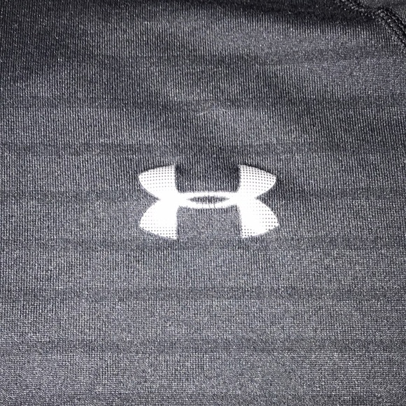 2 Under Armour Heat Gear Tees - Picture 9 of 11
